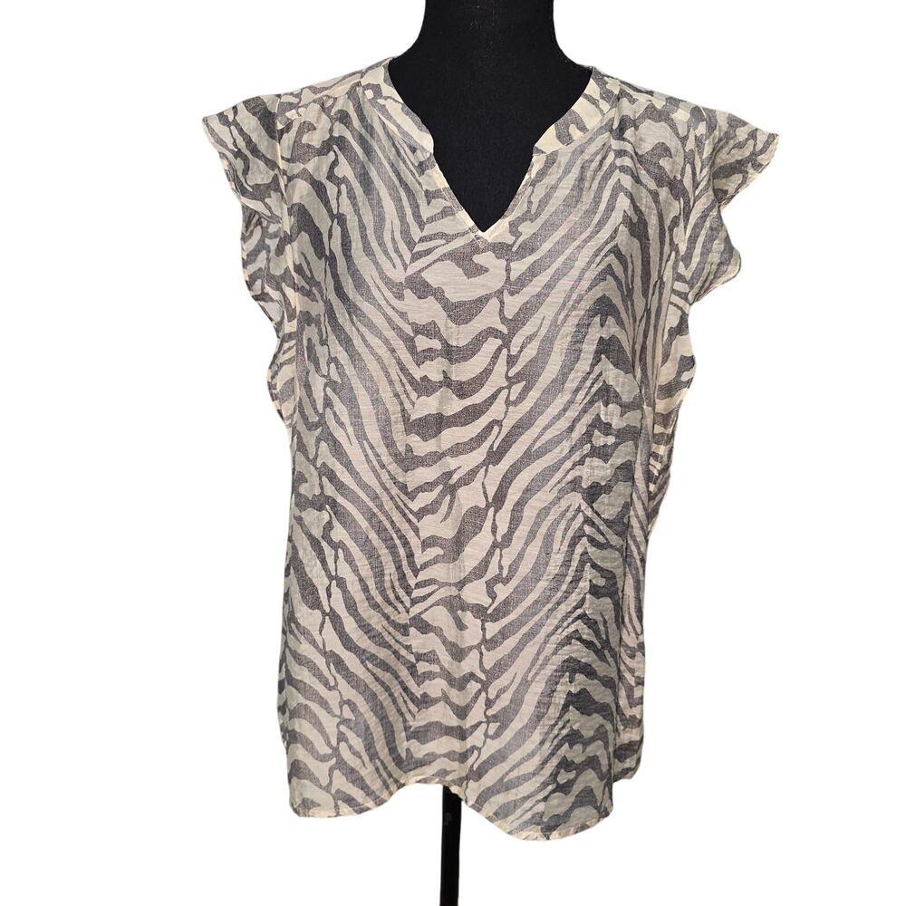 ⭐️Cabi Savannah Grayish Cream Zebra Animal Print Ruffled Blouse Sz L - Picture 3 of 9
